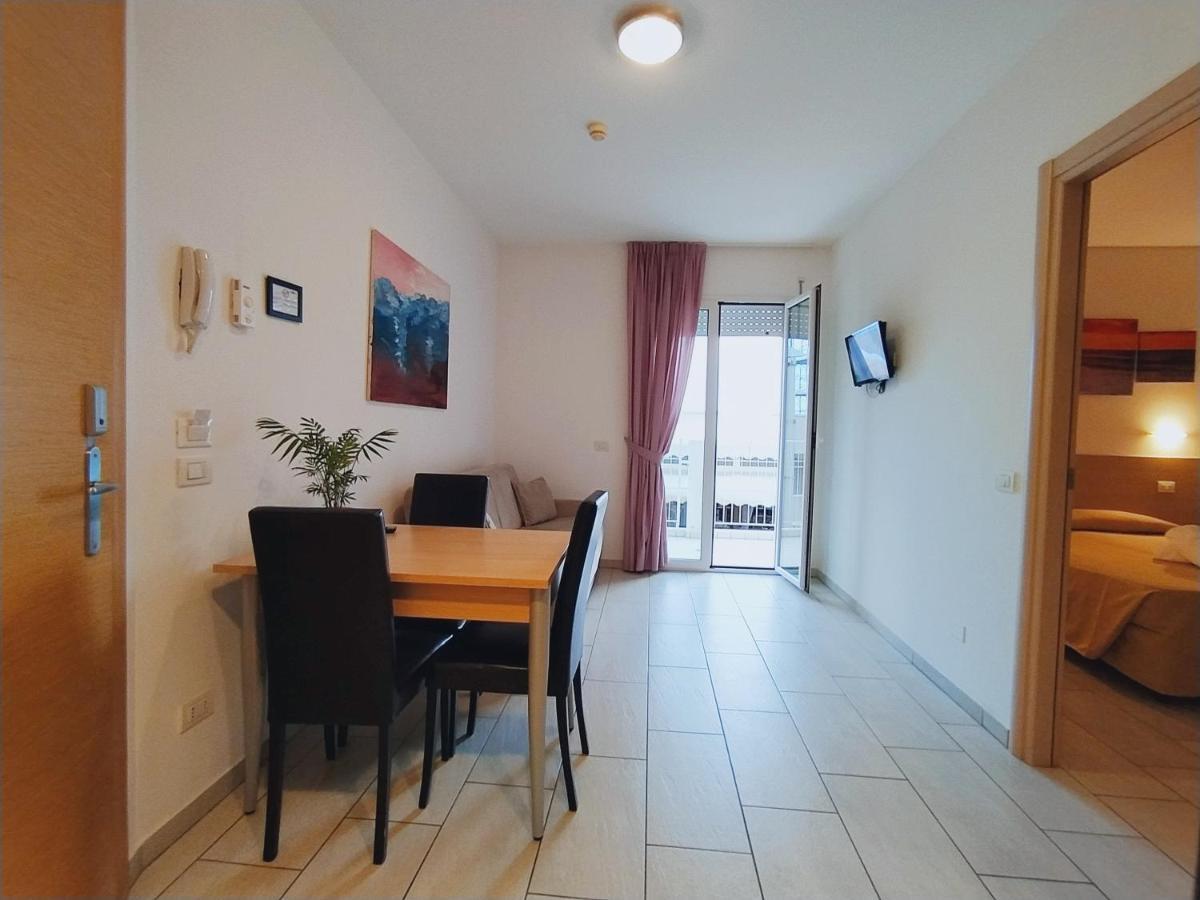 Fogliano Marina Residence Hotel Rubino المظهر الخارجي الصورة